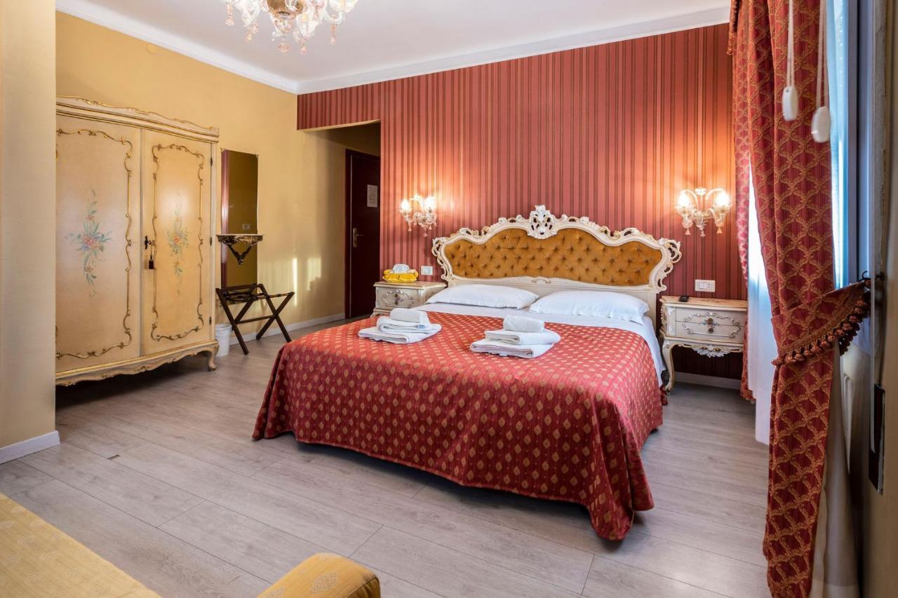 La Bauta Bed & Breakfast เมสเตร ภายนอก รูปภาพ